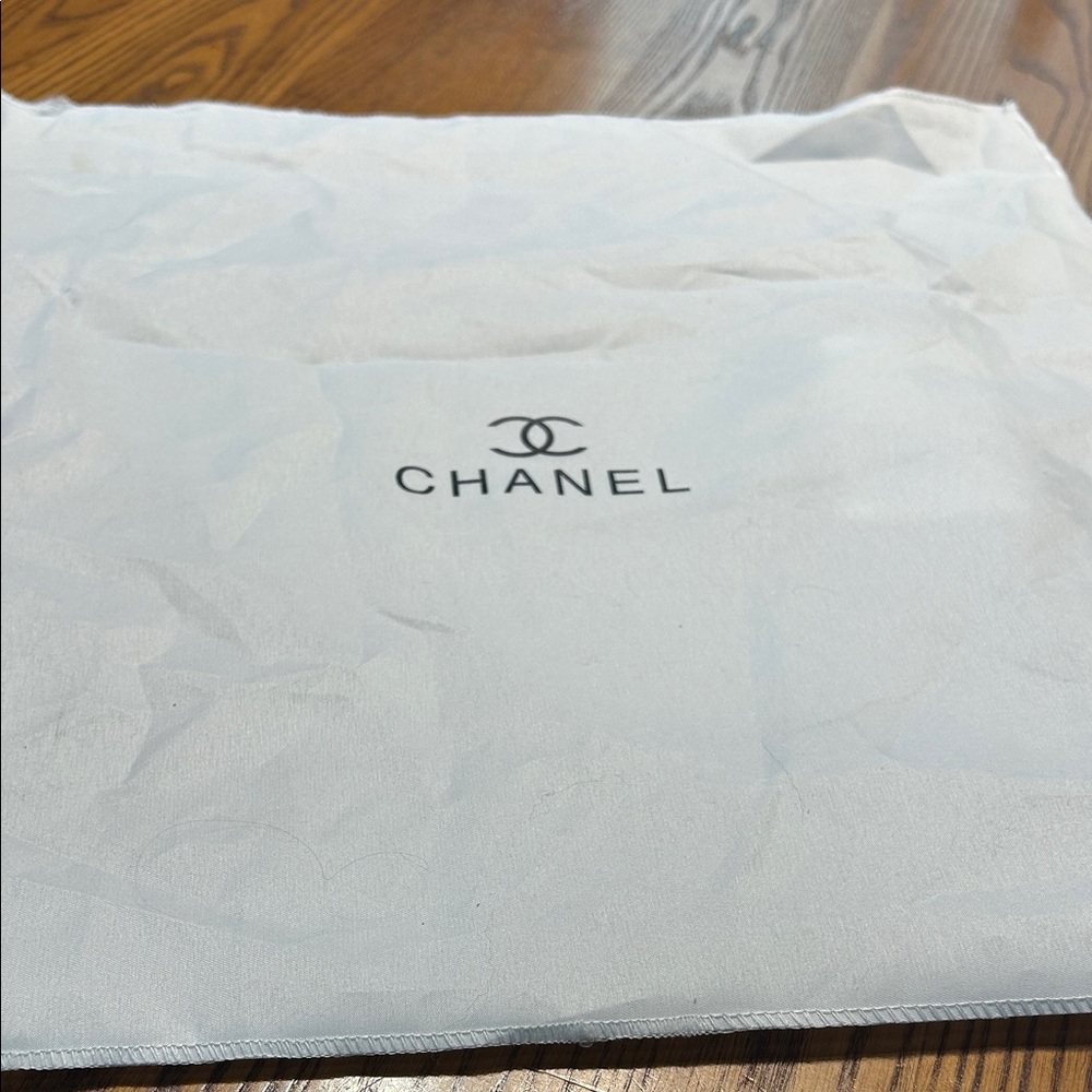 Chanel Blue and White Monogrammed Floral Tote Bag - VIP Gift - Picture 11 of 12